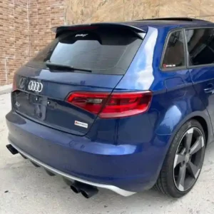 Audi A3 Sportback 8v com Difusor Audi A3 Sportback 8V Grid Parts em preto fosco